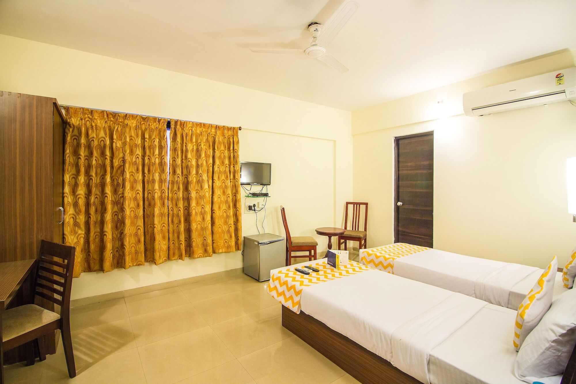 Fabhotel Home Away Homes Viman Nagar プネ エクステリア 写真